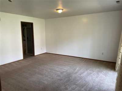 Home For Rent in Ellisville, Missouri