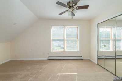 Home For Rent in Oakland, New Jersey