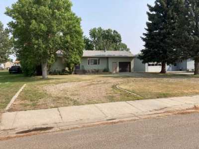 Home For Sale in Sidney, Montana