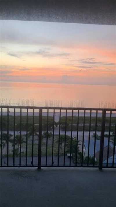 Home For Sale in Surfside, Florida