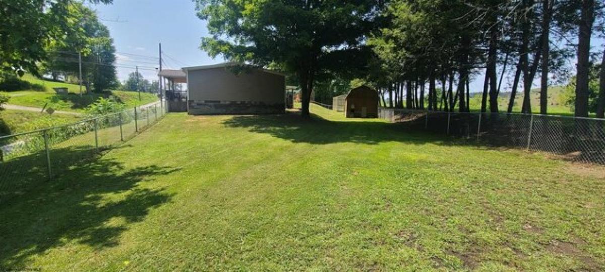 Picture of Home For Sale in Jane Lew, West Virginia, United States