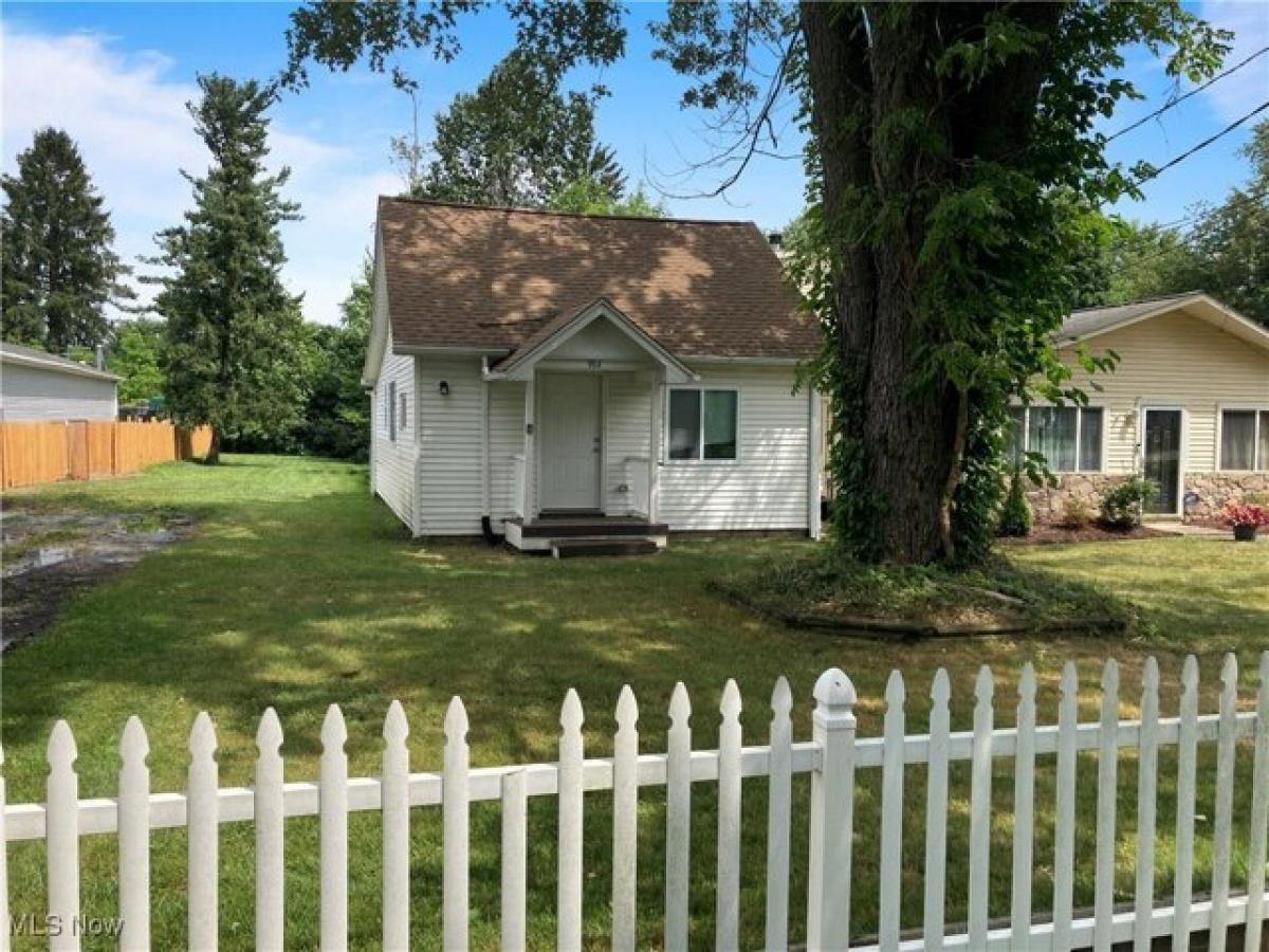 Picture of Home For Sale in Aurora, Ohio, United States