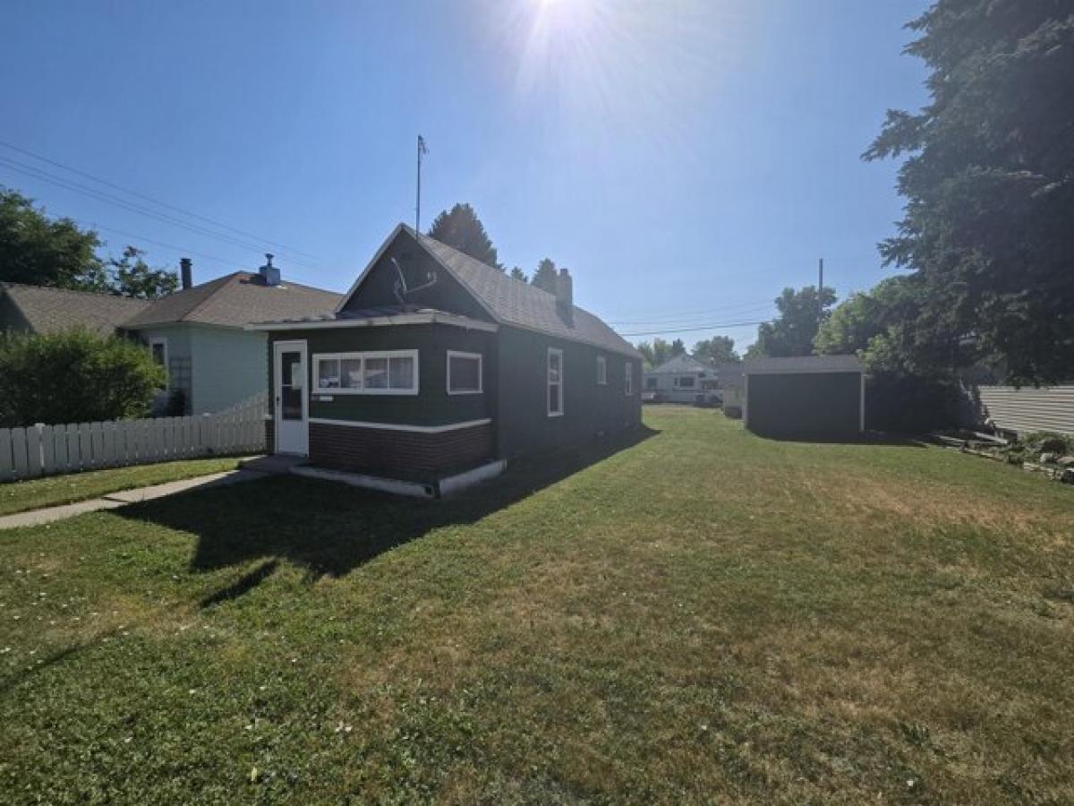 Picture of Home For Sale in Lewistown, Montana, United States