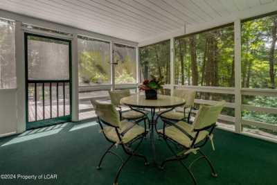 Home For Sale in Shavertown, Pennsylvania