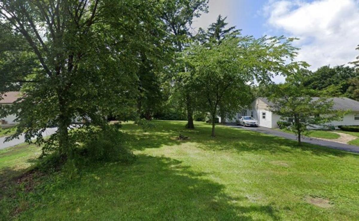 Picture of Residential Land For Sale in Grayslake, Illinois, United States