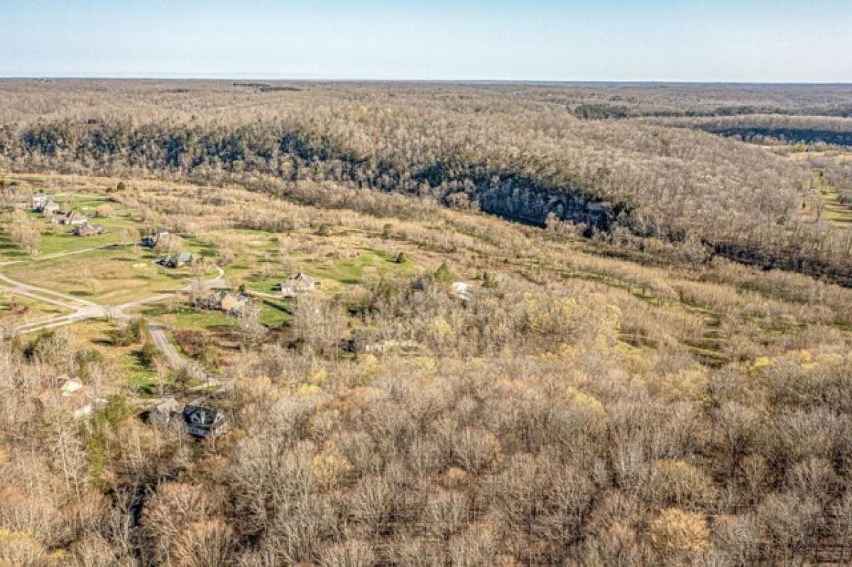 Picture of Residential Land For Sale in Kingston Springs, Tennessee, United States