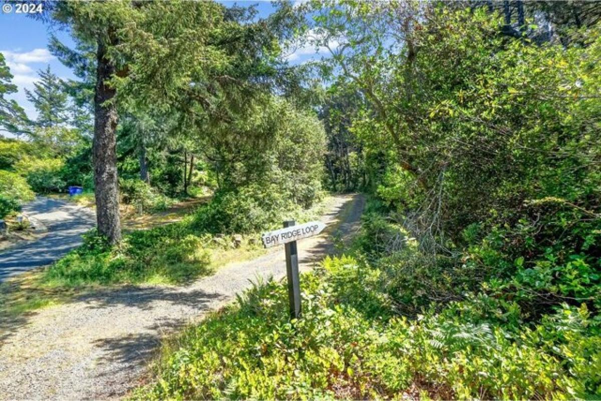 Picture of Residential Land For Sale in Gleneden Beach, Oregon, United States