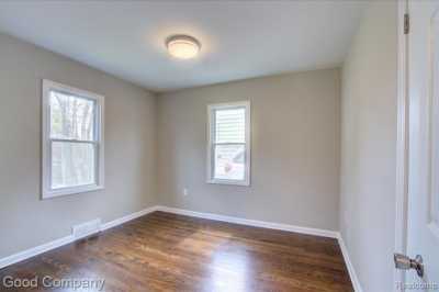 Home For Rent in Hazel Park, Michigan