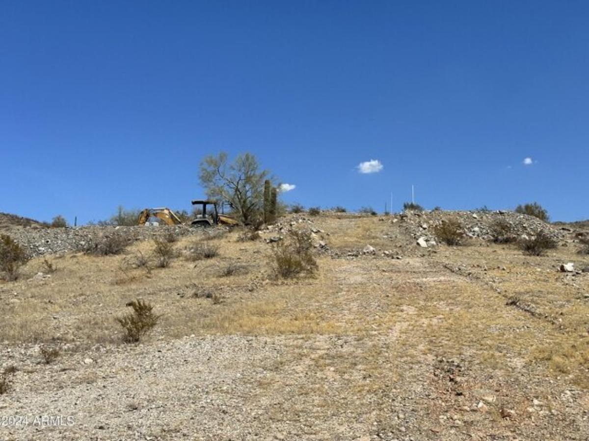 Picture of Residential Land For Sale in Goodyear, Arizona, United States