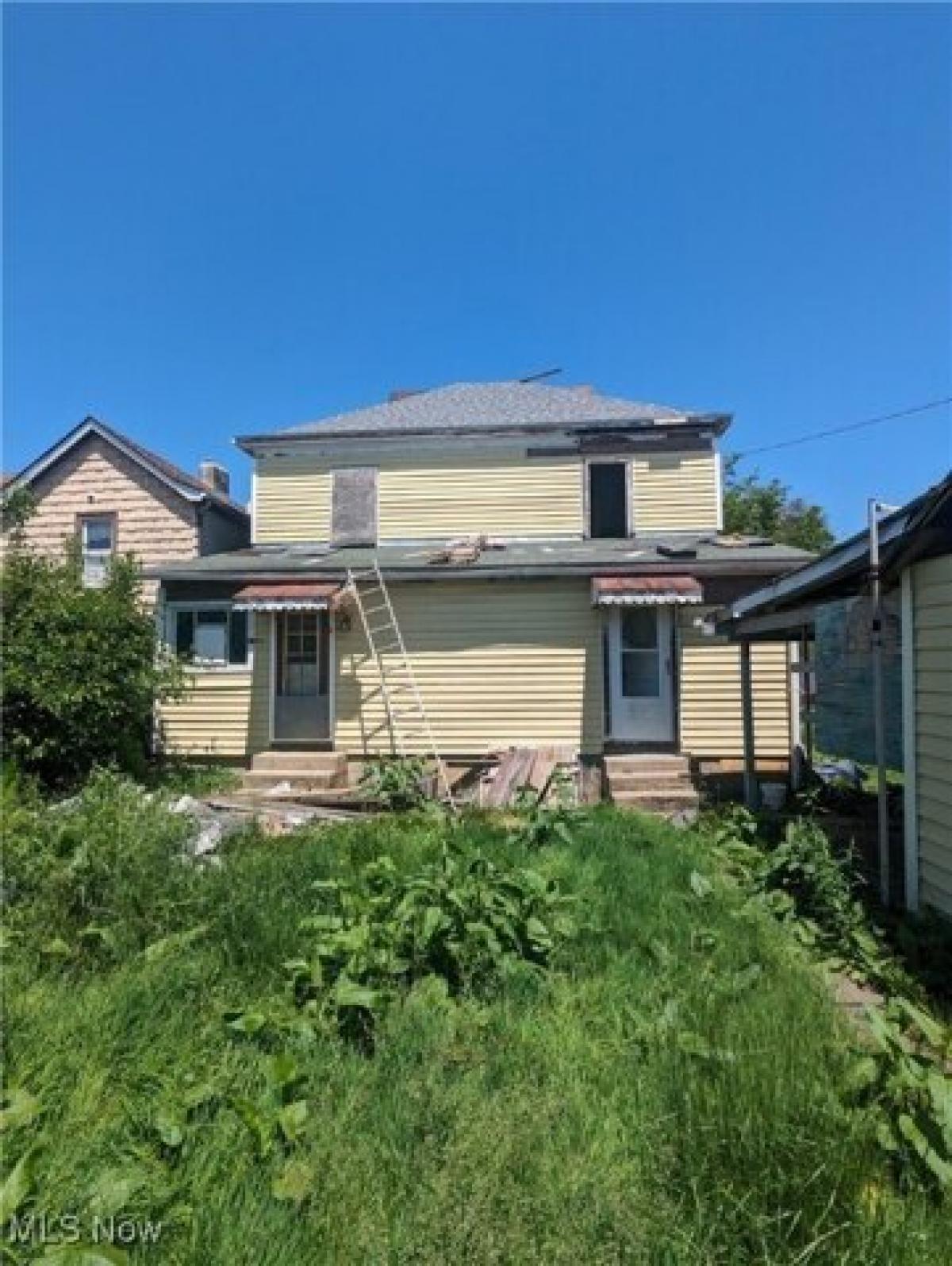 Picture of Home For Sale in Shadyside, Ohio, United States