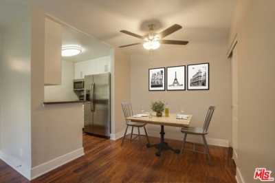 Apartment For Rent in Calabasas, California