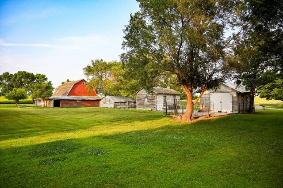 Picture of Home For Sale in Groton, South Dakota, United States