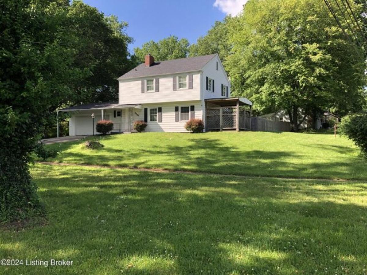 Picture of Home For Sale in Charlestown, Indiana, United States