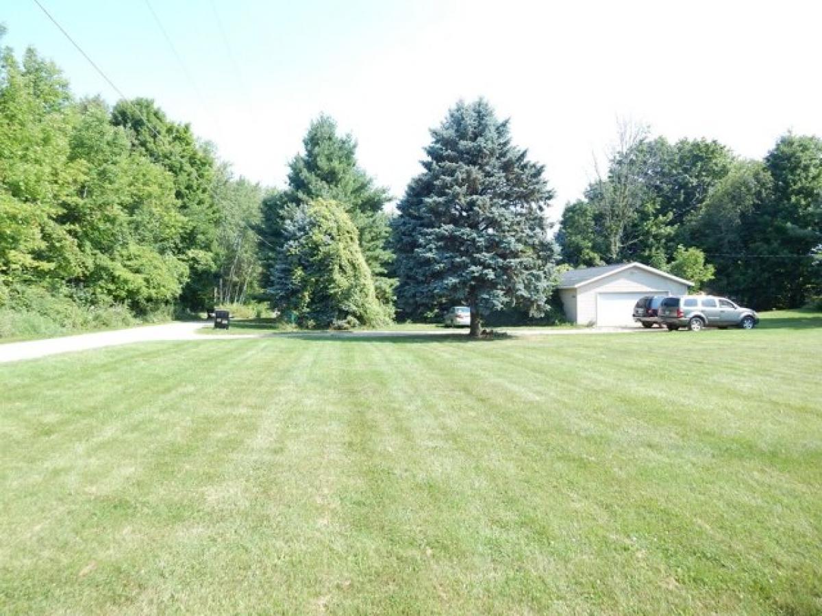 Picture of Residential Land For Sale in Casnovia, Michigan, United States