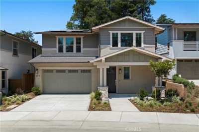 Home For Sale in Altadena, California