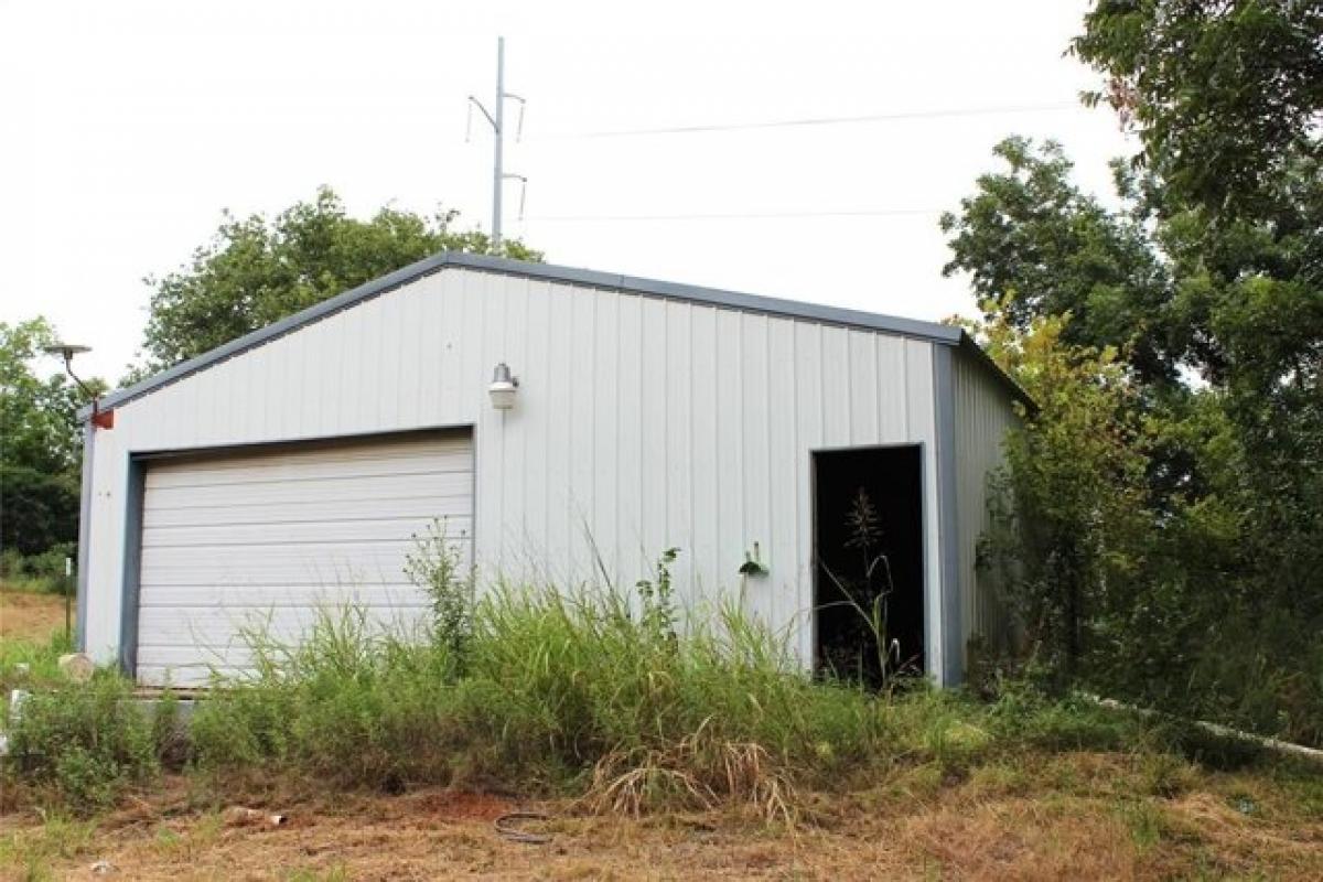 Picture of Residential Land For Sale in Wayne, Oklahoma, United States