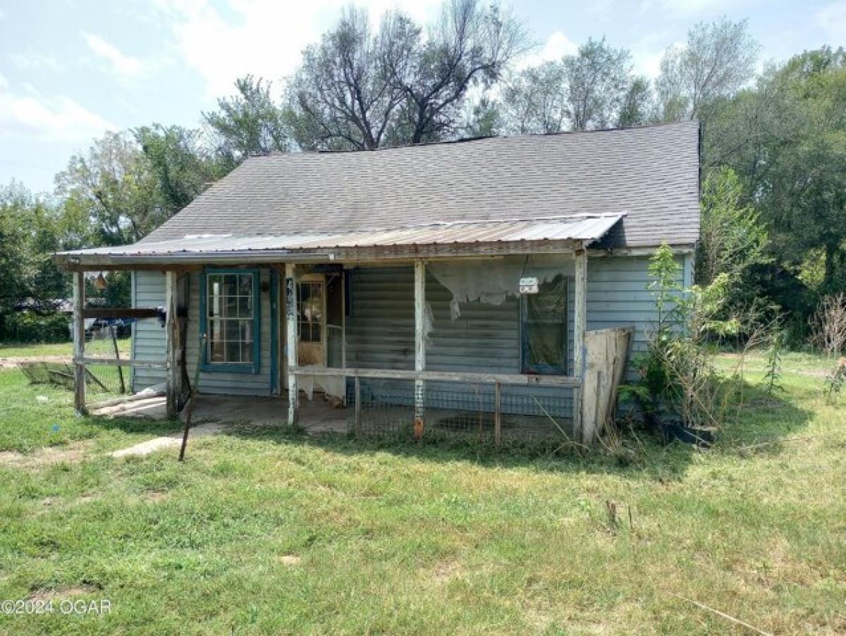 Picture of Home For Sale in Stotts City, Missouri, United States