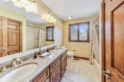 Home For Sale in Palos Park, Illinois