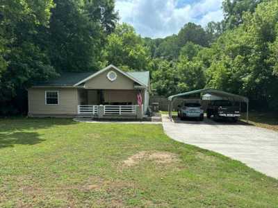 Home For Sale in Oliver Springs, Tennessee