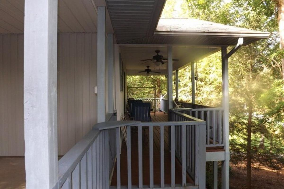 Picture of Home For Sale in Hiawassee, Georgia, United States