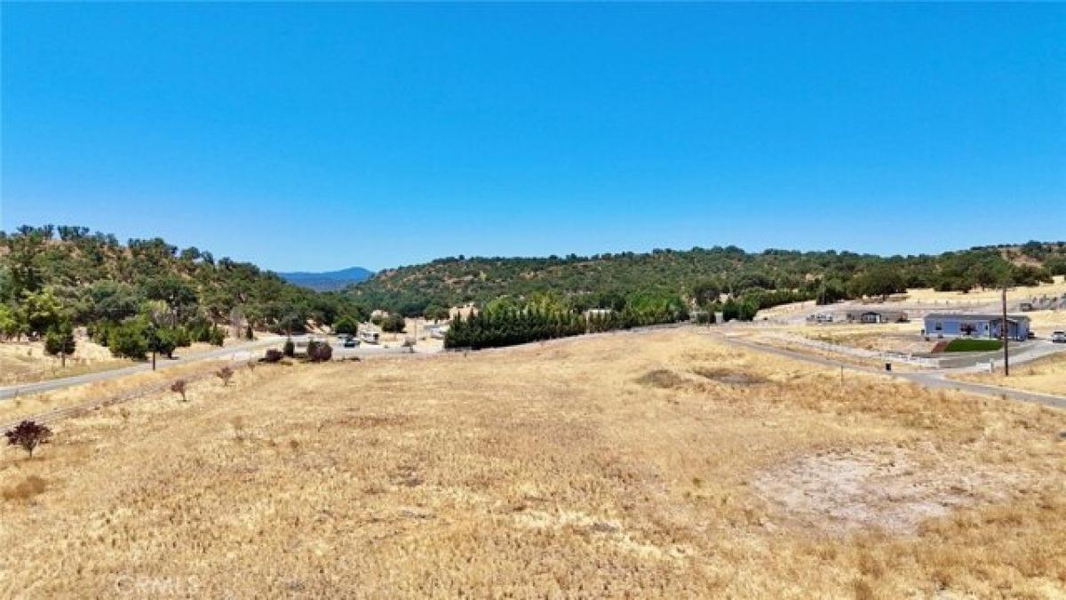 Picture of Residential Land For Sale in Bradley, California, United States