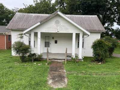 Home For Sale in South Pittsburg, Tennessee