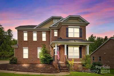 Home For Sale in Tega Cay, South Carolina