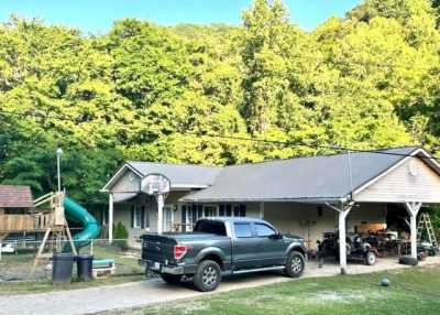 Home For Sale in Teaberry, Kentucky