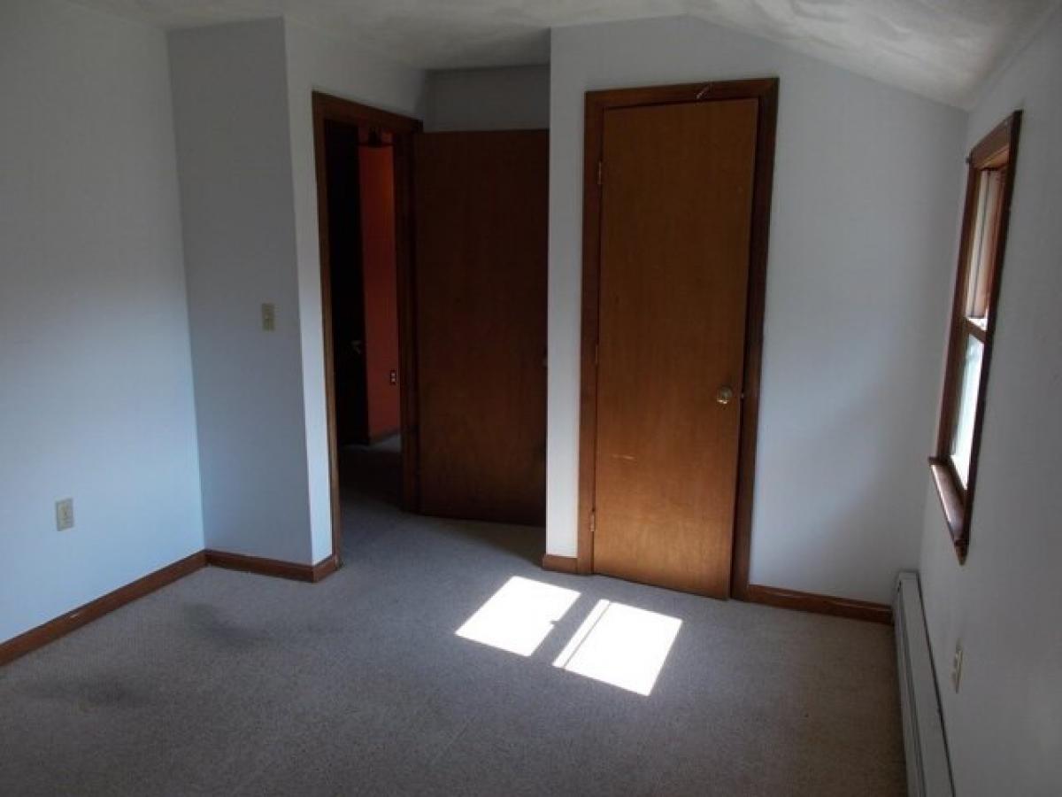 Picture of Home For Rent in Townsend, Massachusetts, United States