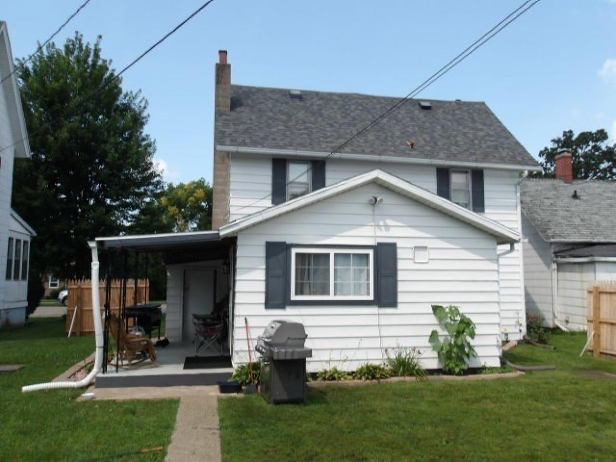 Picture of Home For Sale in Rock Falls, Illinois, United States