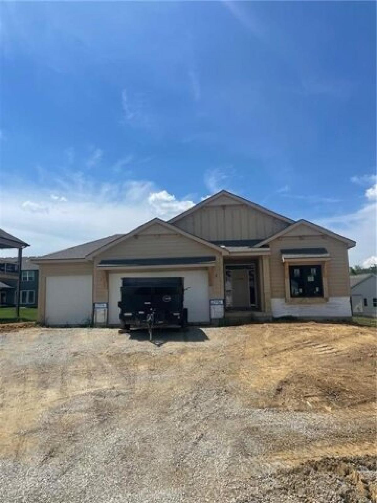 Picture of Home For Sale in Liberty, Missouri, United States