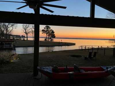 Home For Sale in Gun Barrel City, Texas