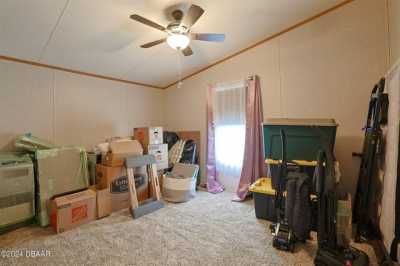 Home For Sale in Satsuma, Florida