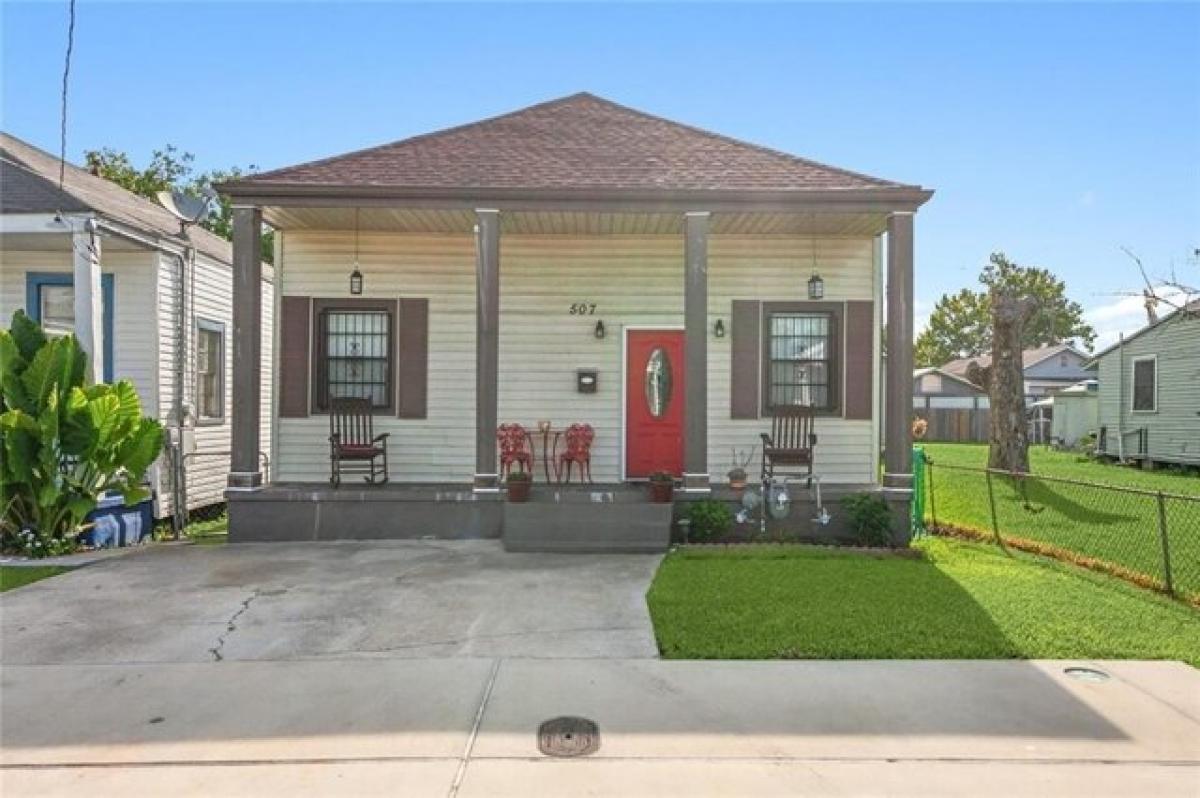 Picture of Home For Sale in Harvey, Louisiana, United States