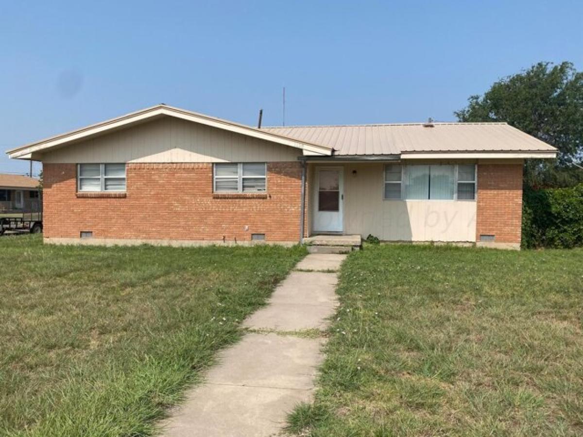 Picture of Home For Sale in Spearman, Texas, United States