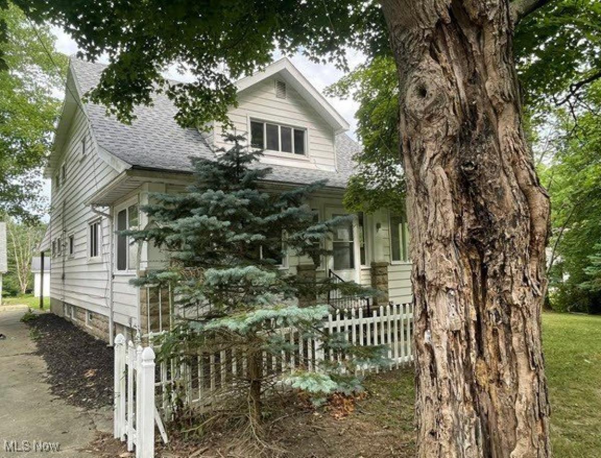 Picture of Home For Sale in Moreland Hills, Ohio, United States