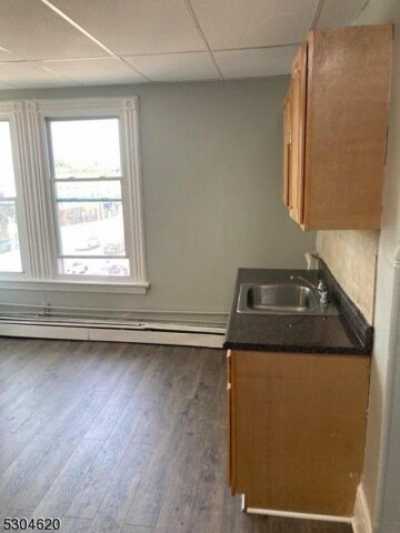 Home For Rent in Irvington, New Jersey