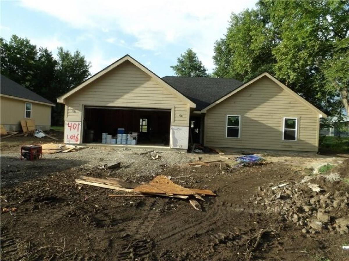 Picture of Home For Sale in Holden, Missouri, United States