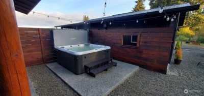 Home For Sale in Port Angeles, Washington