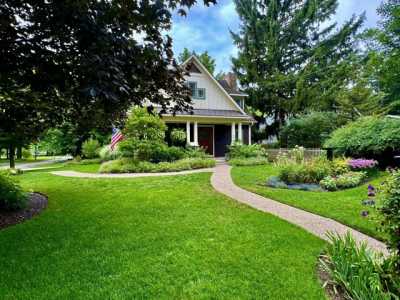 Home For Sale in Saugatuck, Michigan