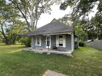 Home For Sale in Iola, Kansas