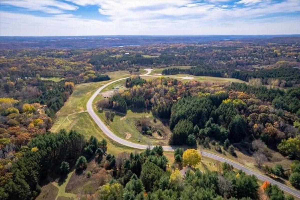 Picture of Residential Land For Sale in Hudson, Wisconsin, United States