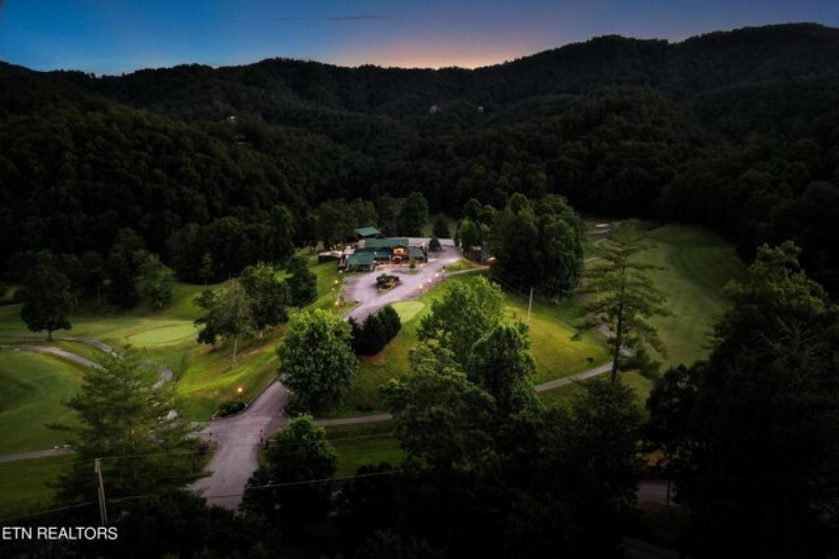 Picture of Residential Land For Sale in Townsend, Tennessee, United States