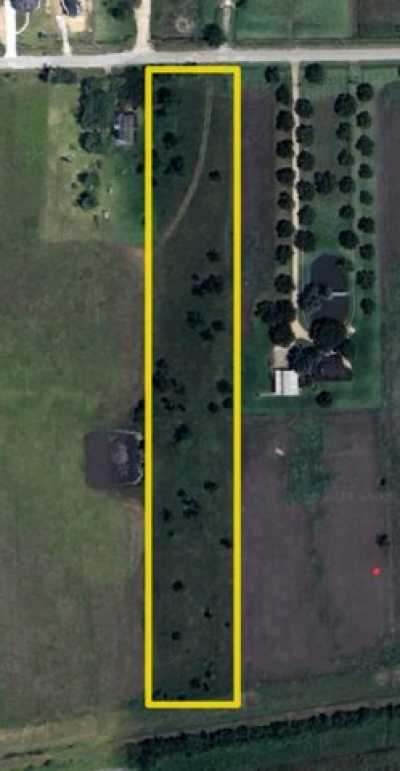 Residential Land For Sale in Crosby, Texas