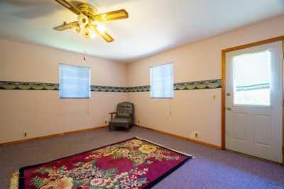 Home For Sale in Edgar Springs, Missouri