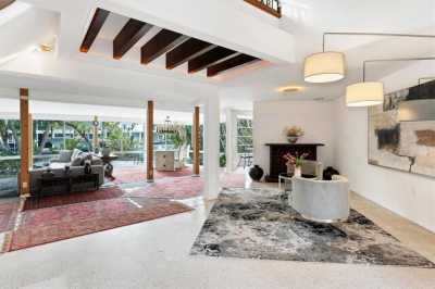 Home For Sale in Longboat Key, Florida