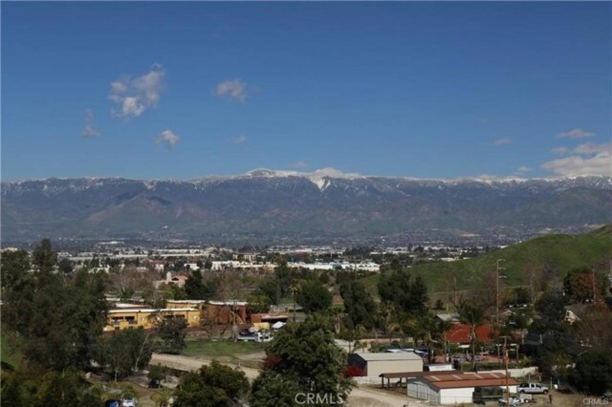 Picture of Residential Land For Sale in Colton, California, United States