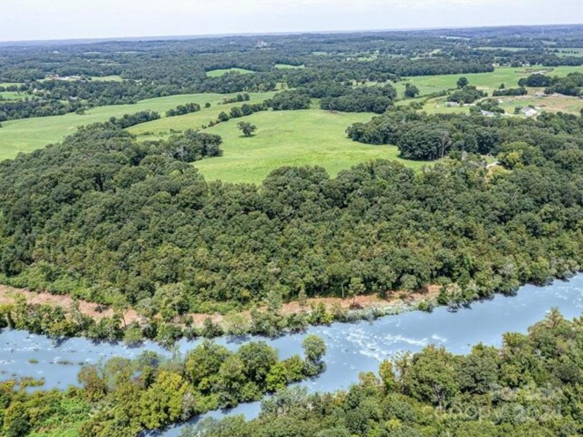 Picture of Residential Land For Sale in Stanfield, North Carolina, United States