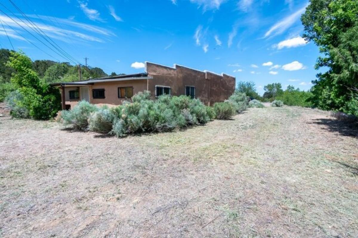 Picture of Home For Sale in Taos, New Mexico, United States