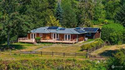 Home For Sale in Kingston, Washington